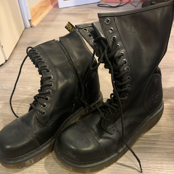 dr martens side zip